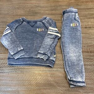 Roxy Kids Gray Sweatshirt and Joggers Set